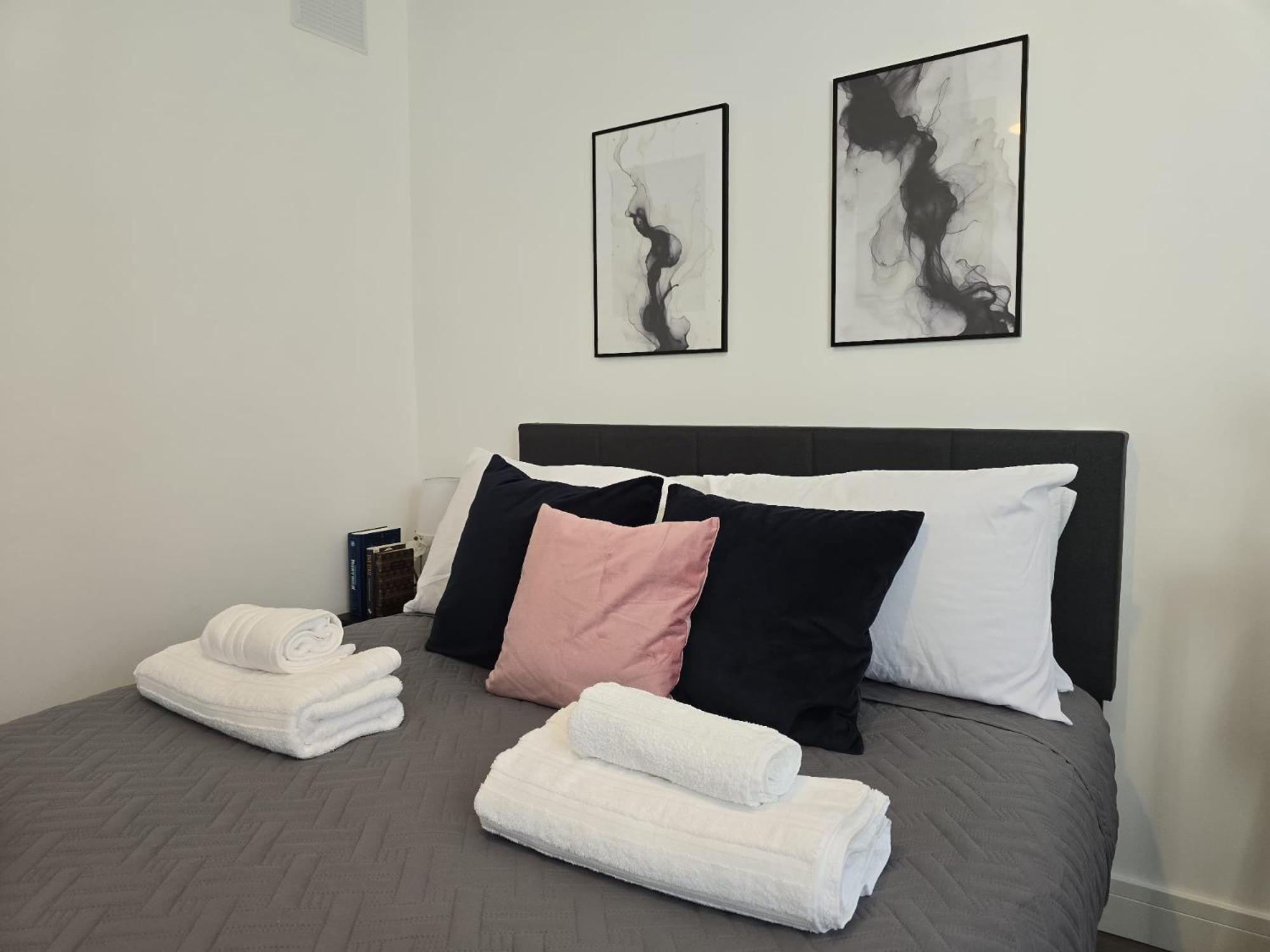 Elegant Flat 4 In Central London